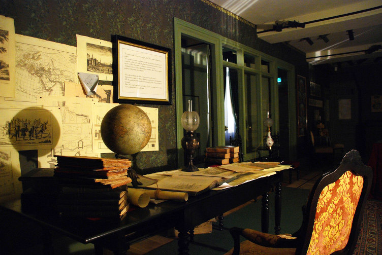 Le bureau de Jules Verne (musée Amiens)
